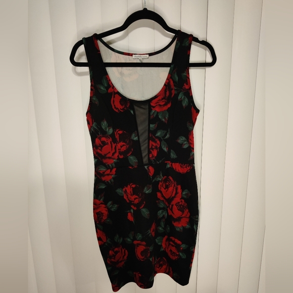Charlotte Russe Dresses & Skirts - Charlotte Russell Black Floral Dress Size Large
